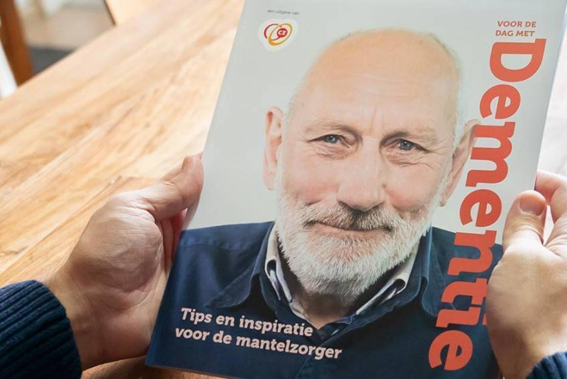 Mooi magazine cadeau: Voor de dag met dementie | Dementie